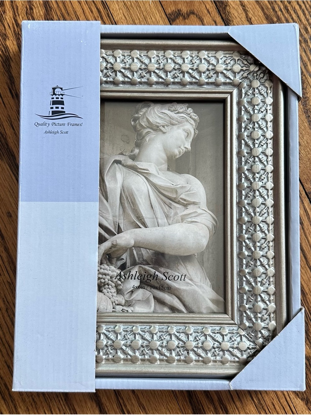 Ornate Decorative Picture Frame in Silver